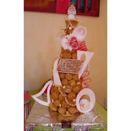 pièce montée classique